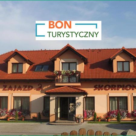 Zajazd Skorpion B&B Освенцим Экстерьер фото